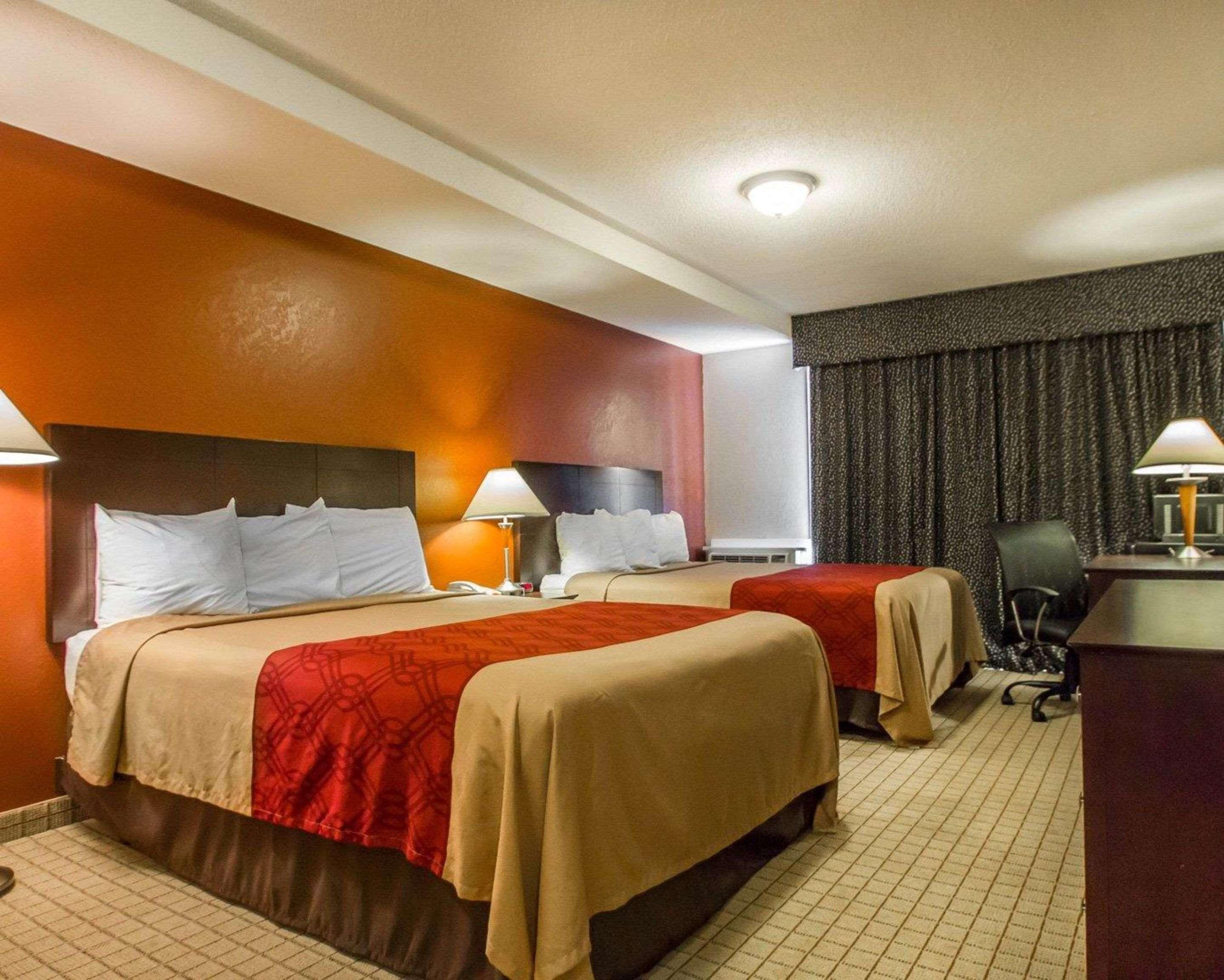 Econo Lodge Inn & Suites Old Saybrook - Westbrook Buitenkant foto