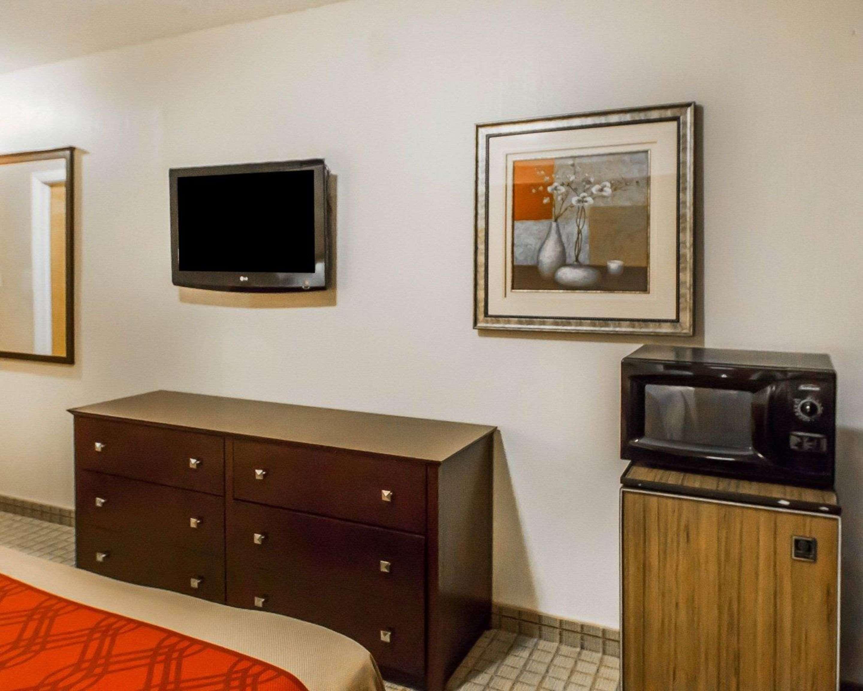 Econo Lodge Inn & Suites Old Saybrook - Westbrook Buitenkant foto