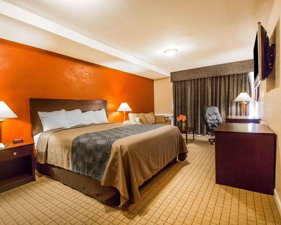 Econo Lodge Inn & Suites Old Saybrook - Westbrook Buitenkant foto