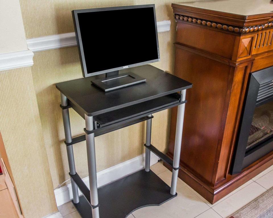Econo Lodge Inn & Suites Old Saybrook - Westbrook Buitenkant foto