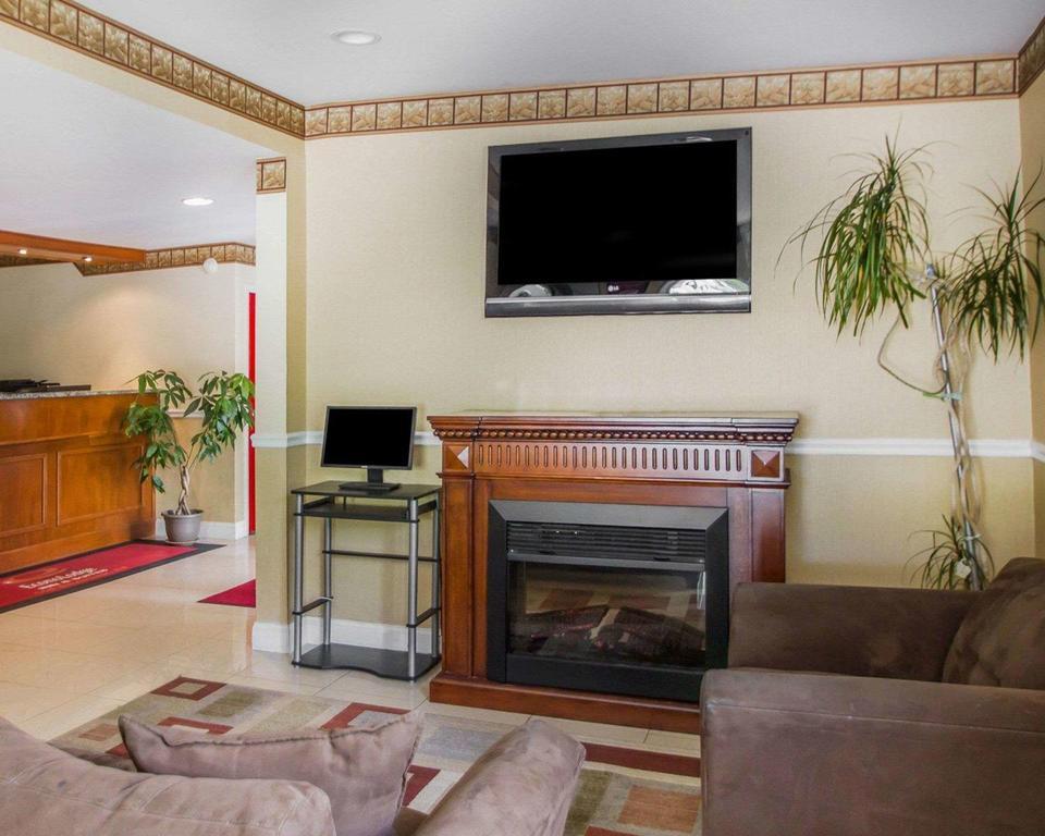 Econo Lodge Inn & Suites Old Saybrook - Westbrook Buitenkant foto