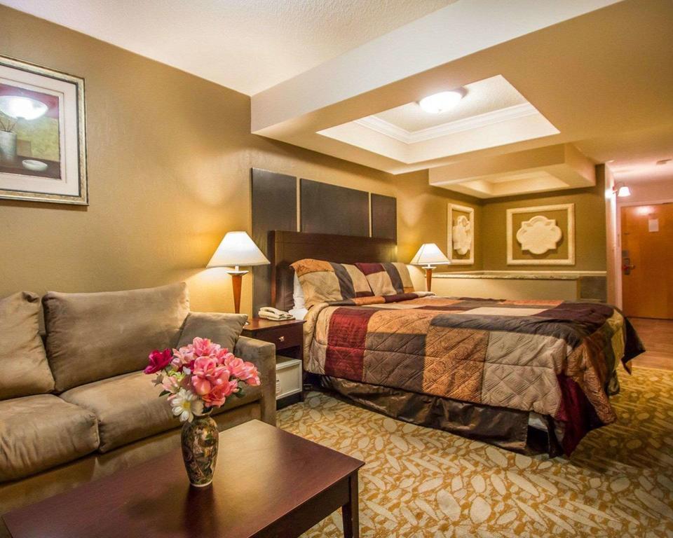 Econo Lodge Inn & Suites Old Saybrook - Westbrook Buitenkant foto