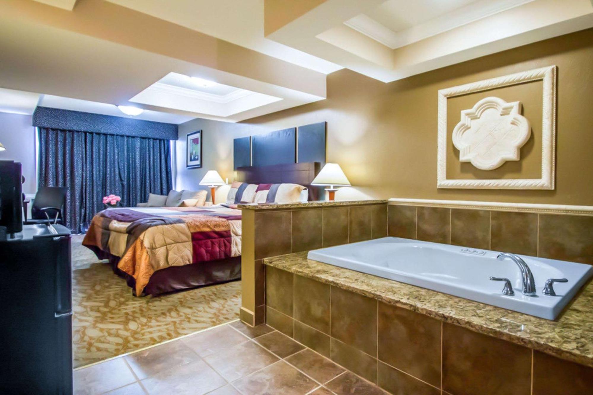 Econo Lodge Inn & Suites Old Saybrook - Westbrook Buitenkant foto