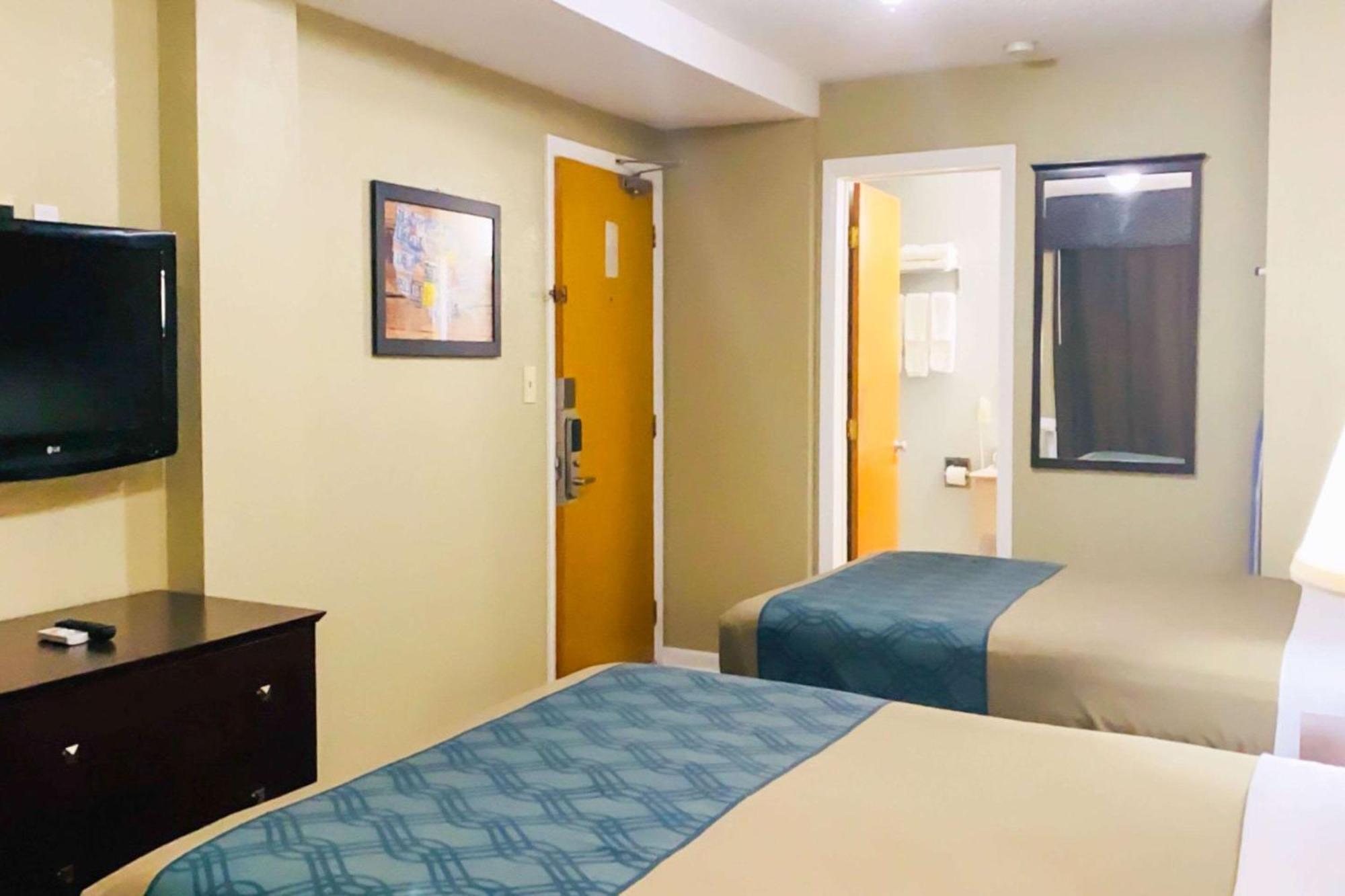 Econo Lodge Inn & Suites Old Saybrook - Westbrook Buitenkant foto